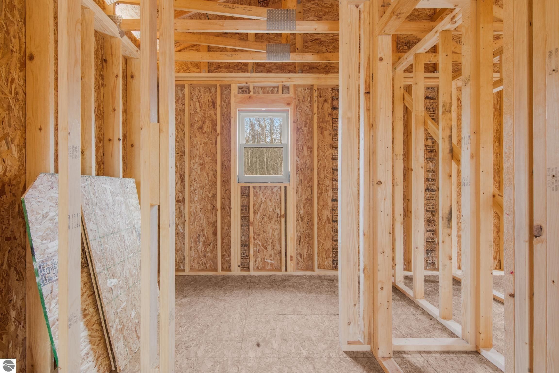 11095 Pleasant Ridge. Elmira, MI 49730