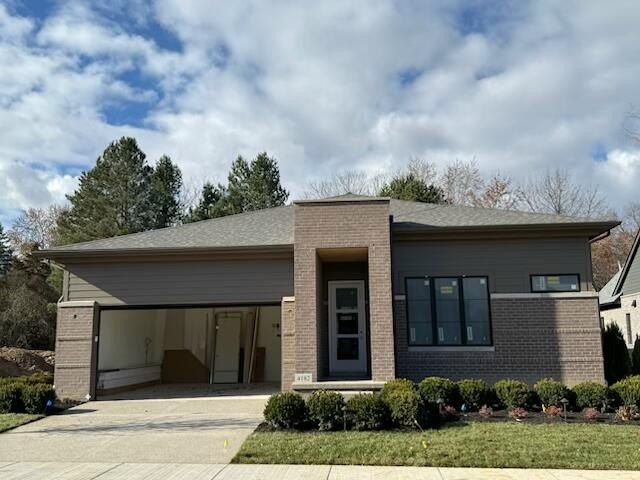 4182 Prescott Park Circle. West Bloomfield, MI 48323