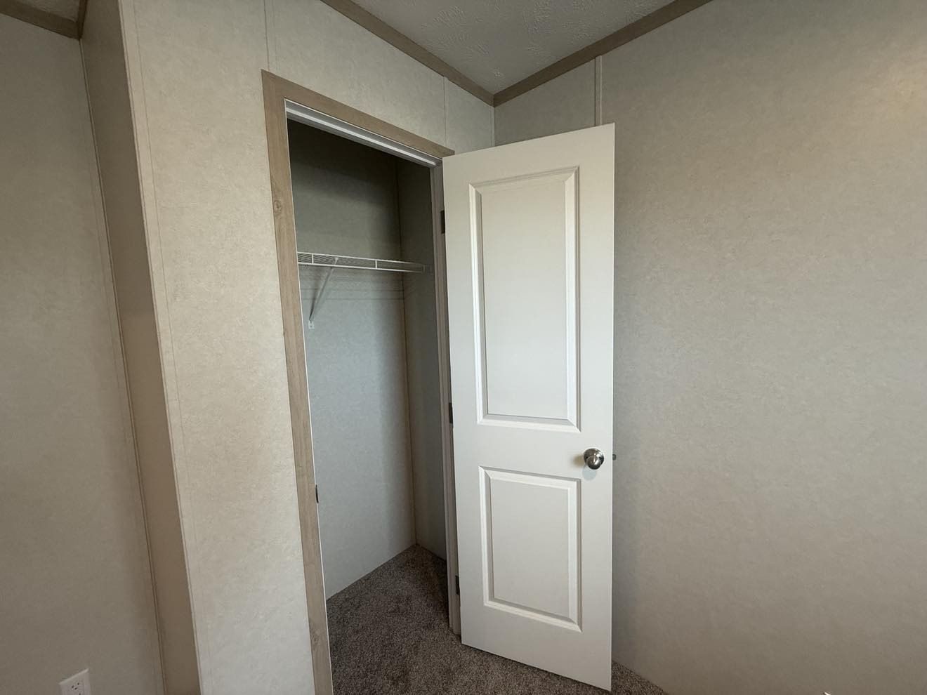 1061 Revere Lane. Kalamazoo, MI 49009