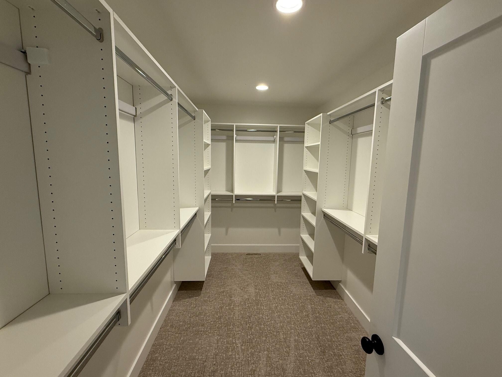 3296 Stonehill Court. Wayland, MI 49348