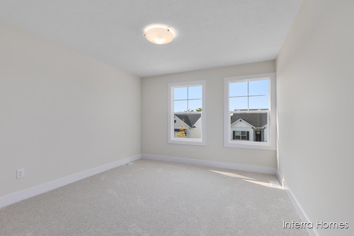 2833 W Highgate Street Se Unit 31. Kentwood, MI 49512