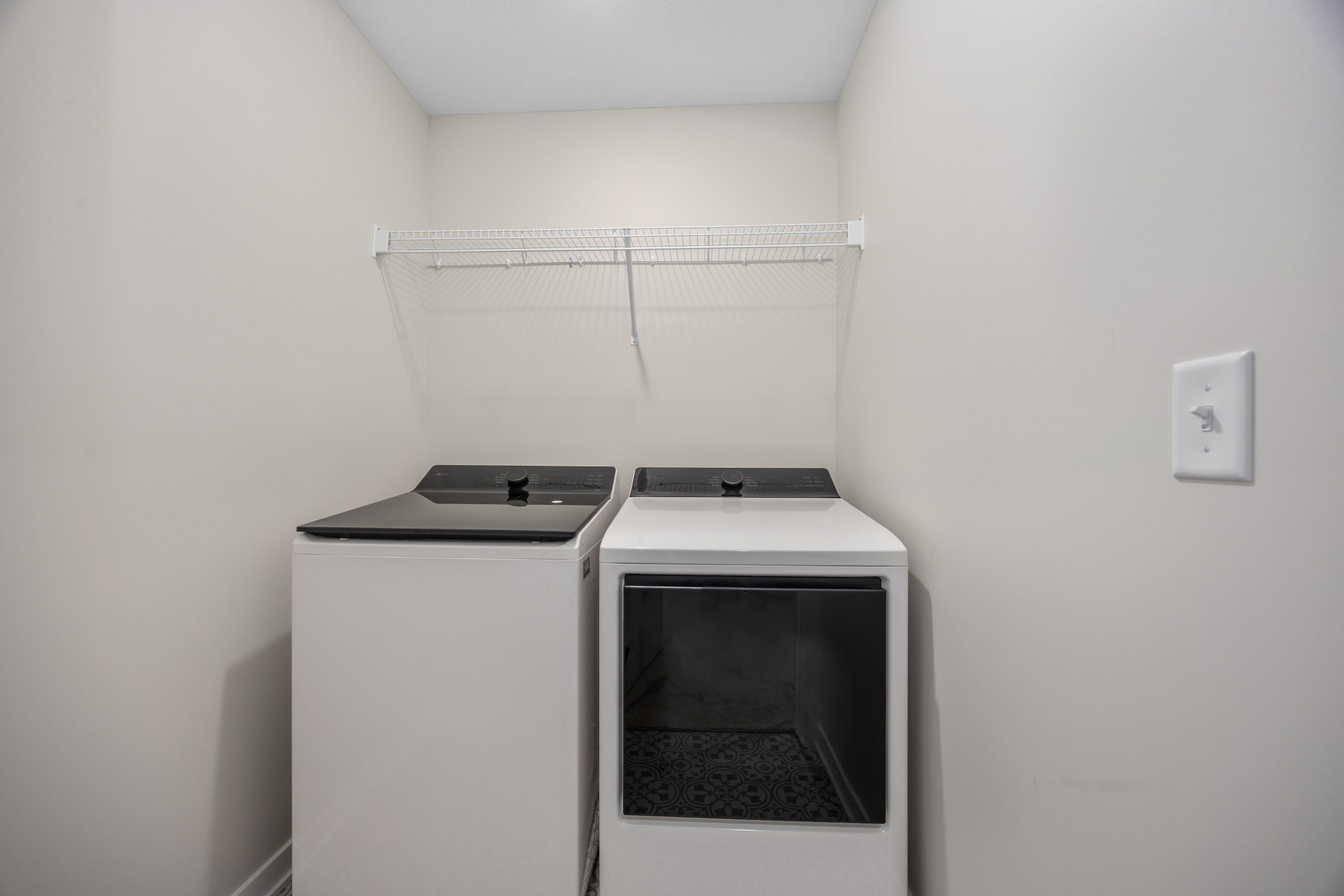 210 Elkenburg Street Unit 1. South Haven, MI 49090