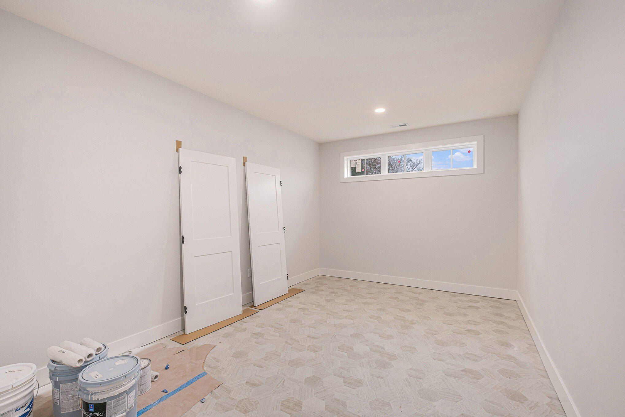 4712 Knapp Bluff Drive Ne. Grand Rapids, MI 49525