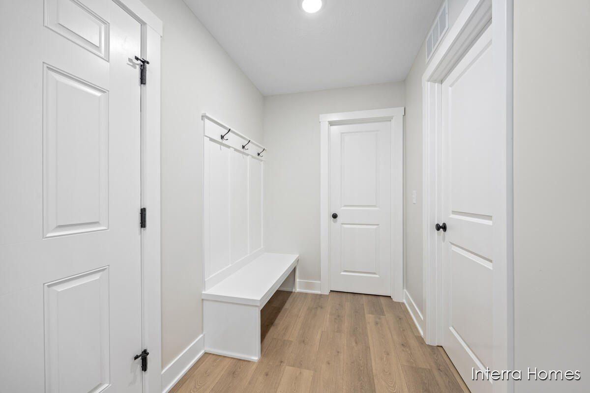 982 Scioto Drive Nw Unit 3. Comstock Park, MI 49321