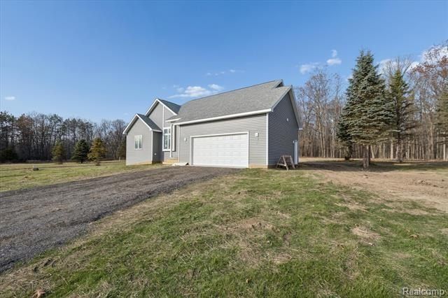 4565 Katherina Z Place. Howell, MI 48855