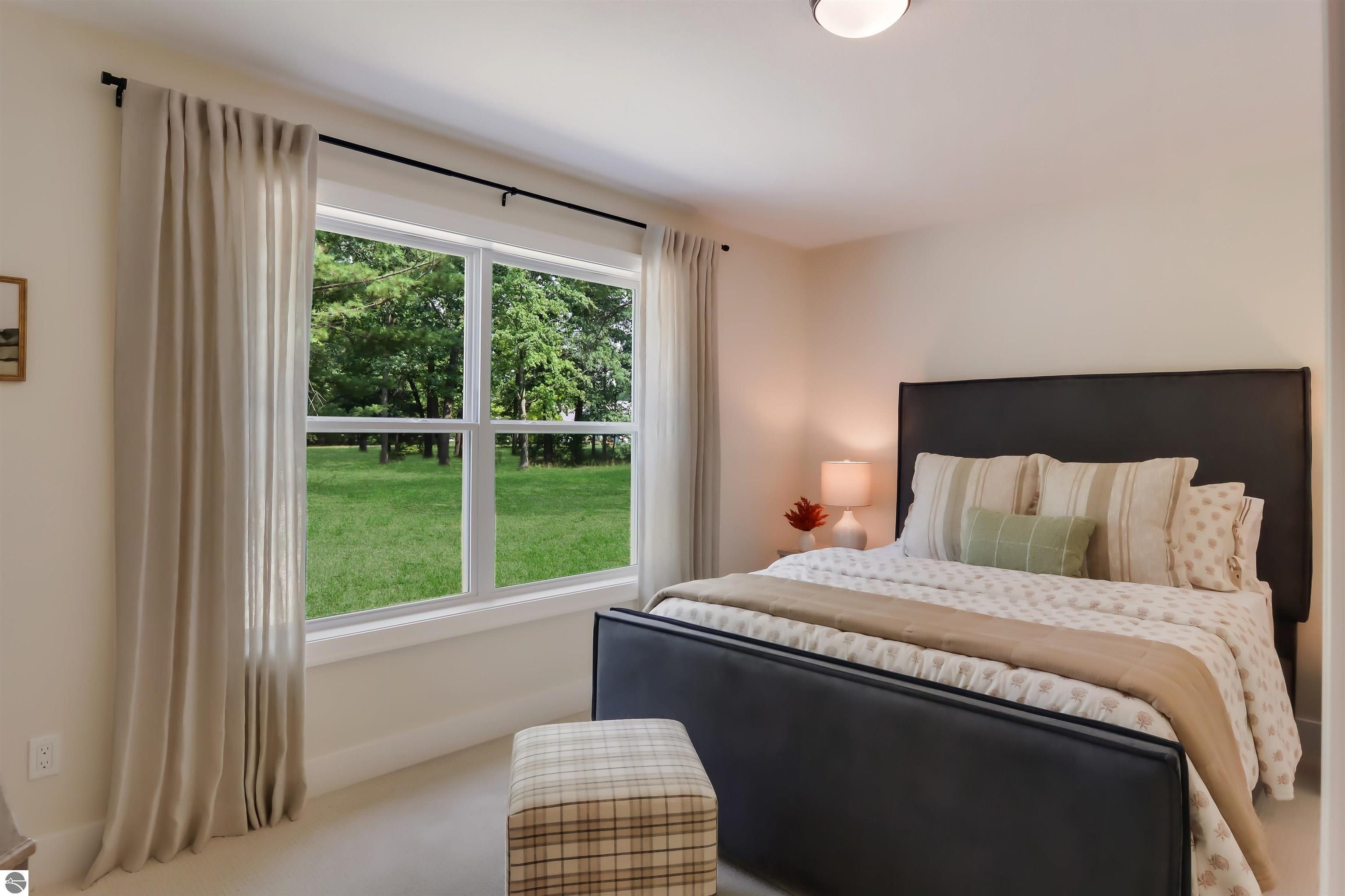 1733 Linden Avenue. Traverse City, MI 49686