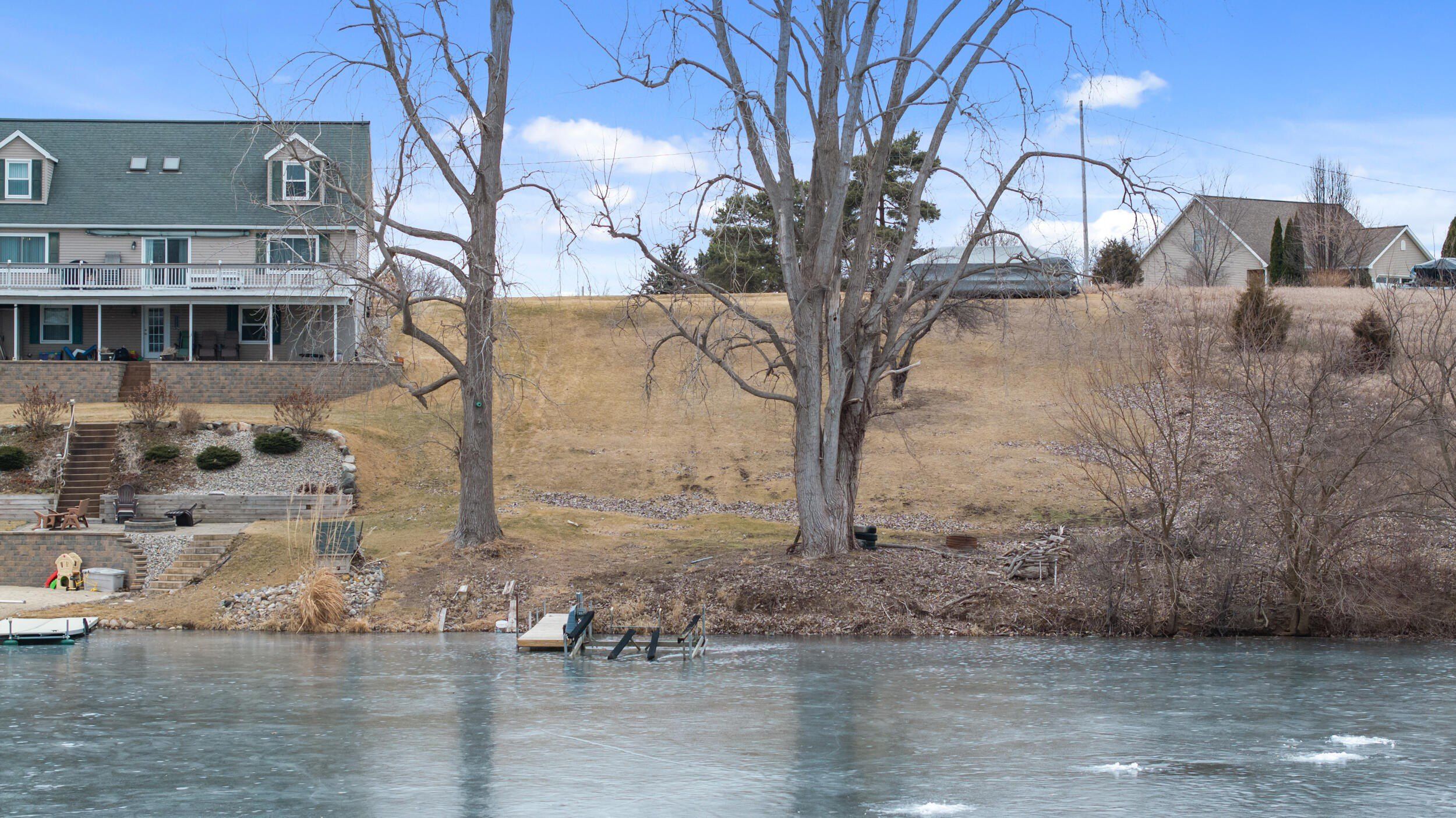 14391 Killybegs Lane. Cement City, MI 49233