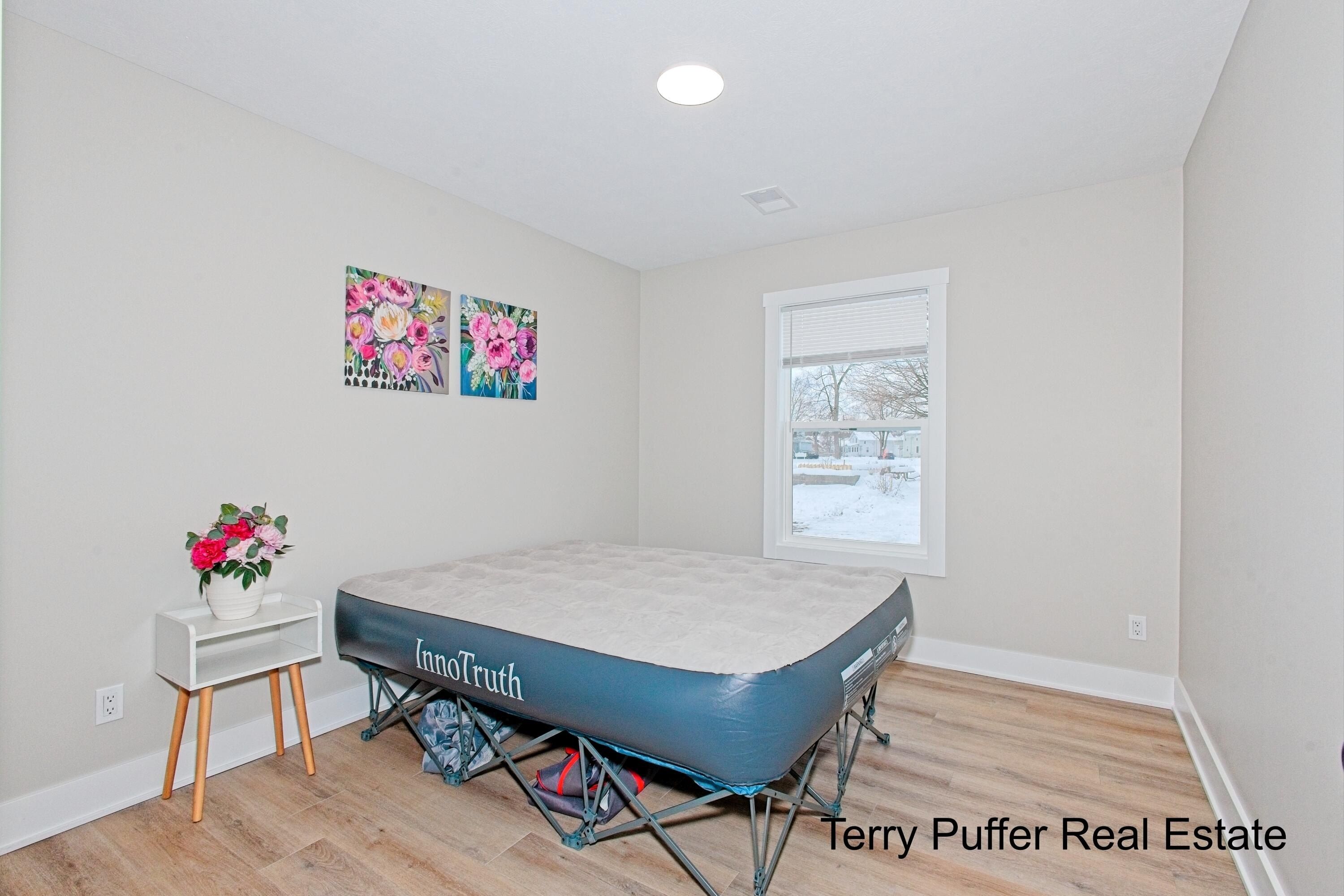 1221 Sanford Street. Muskegon, MI 49441