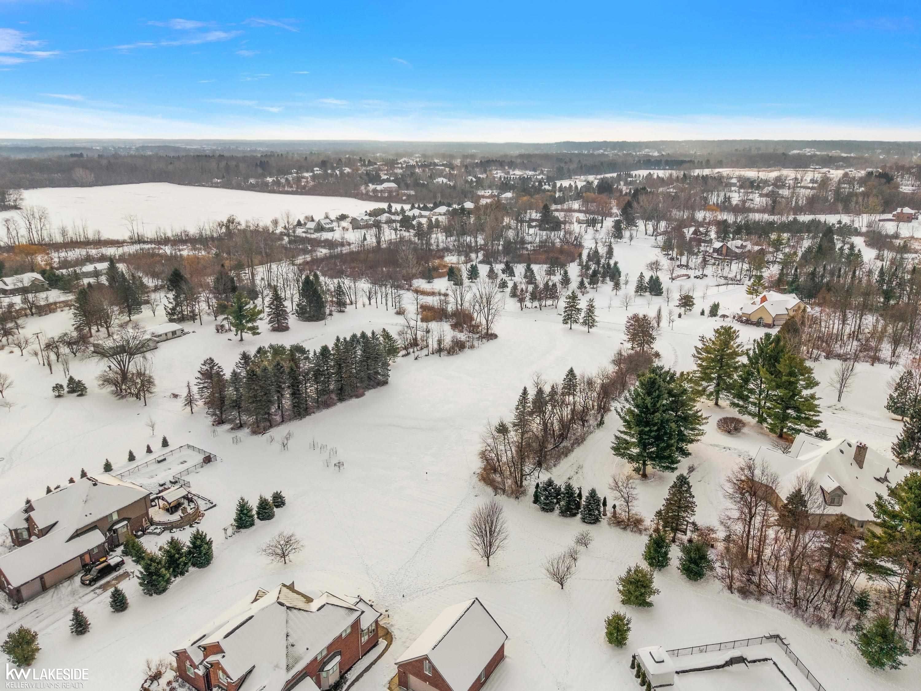 8267 Sandi. Romeo, MI 48065