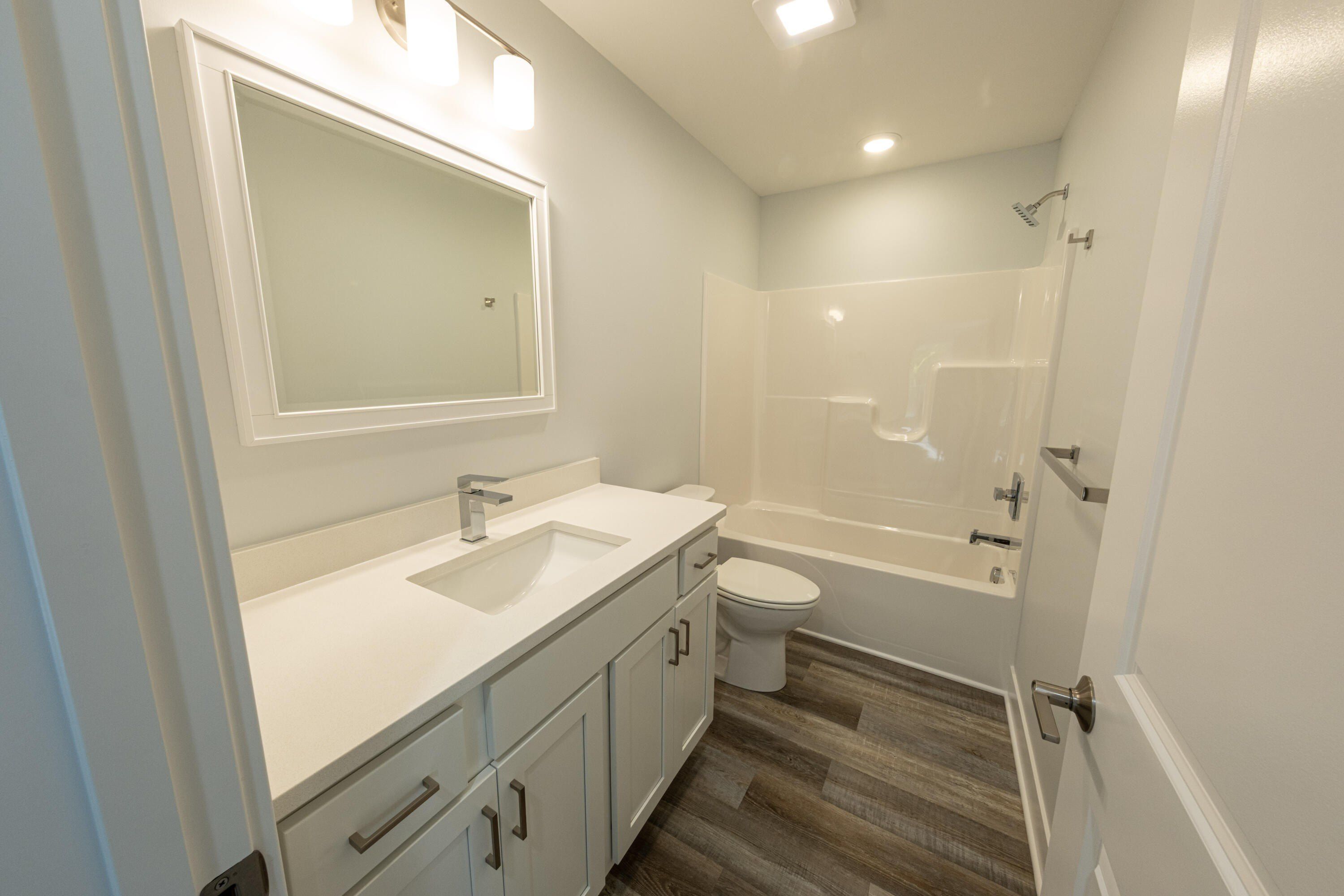 110 Creek Drive Unit 33. Hart, MI 49420