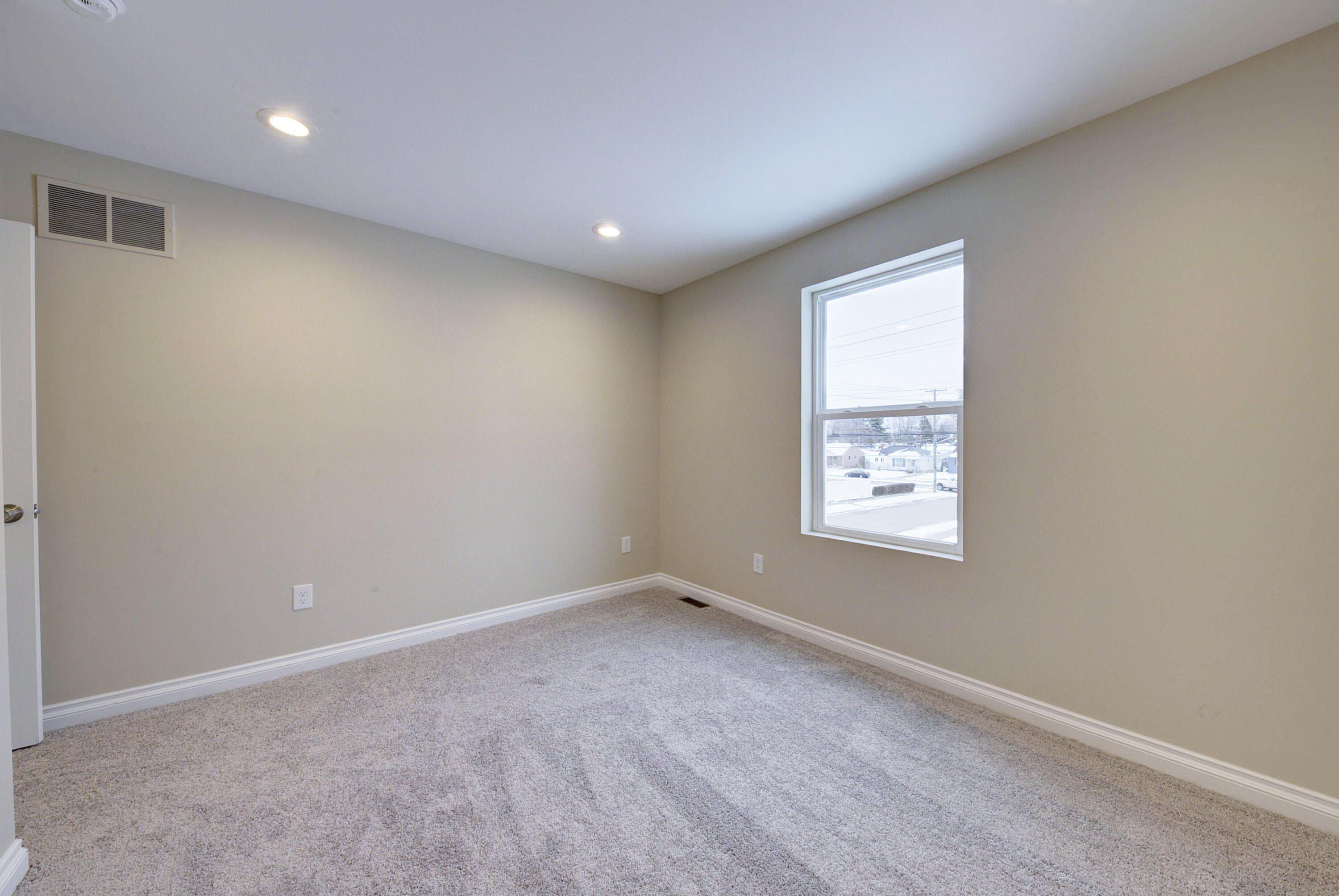 1125 Brandt Street. Garden City, MI 48135