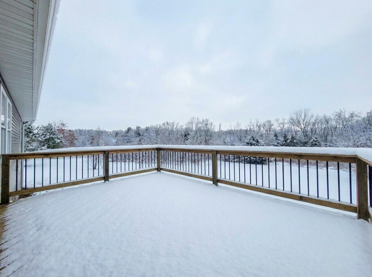 8683 Camomile Drive. Augusta, MI 49012