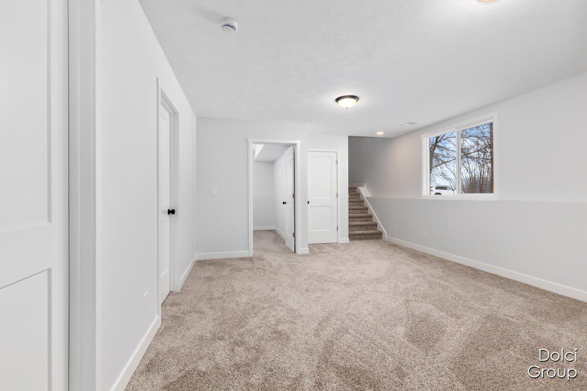 4346 Leverette Street. Marne, MI 49435