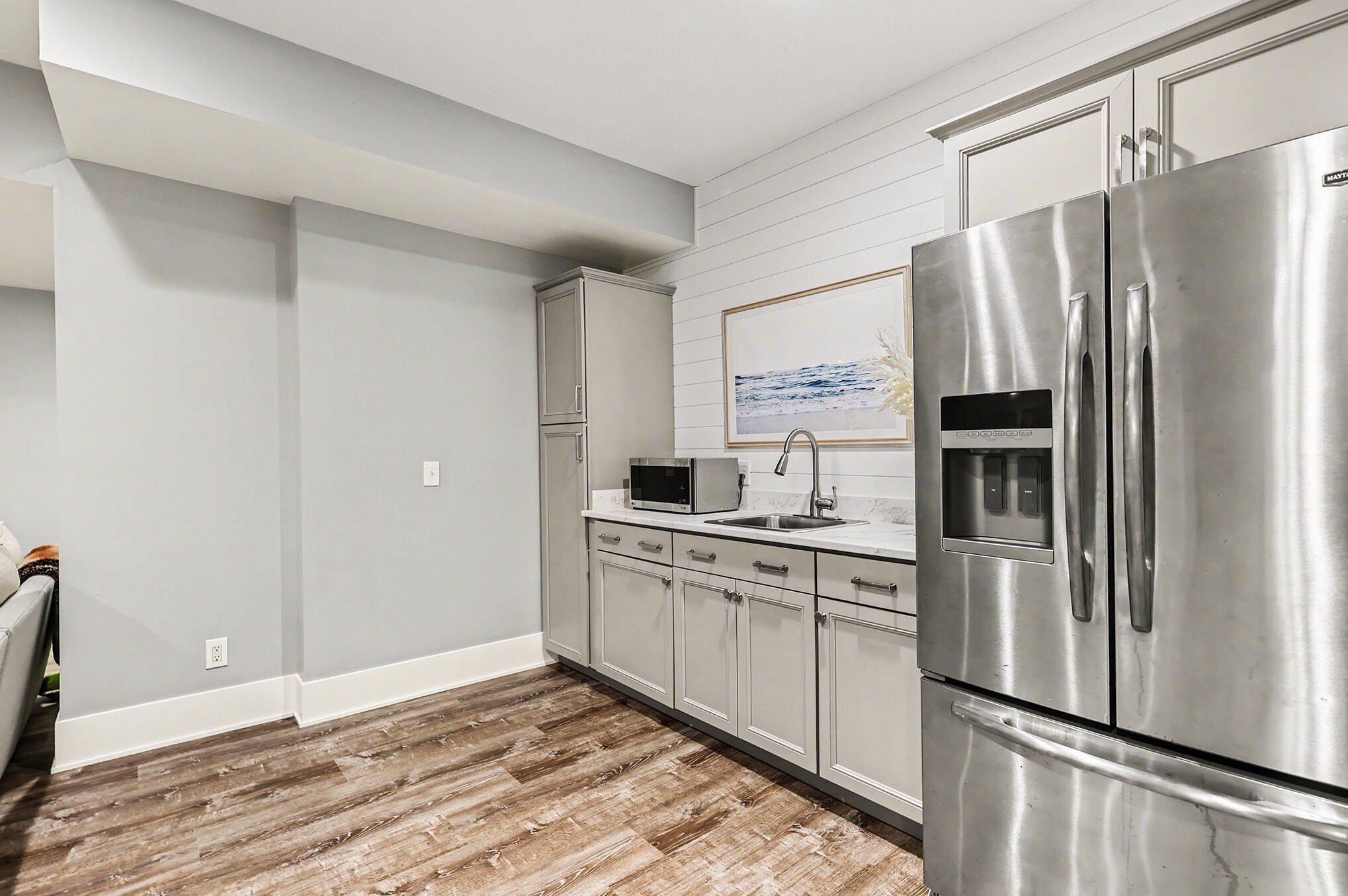 15102 Steves Drive. Grand Haven, MI 49417