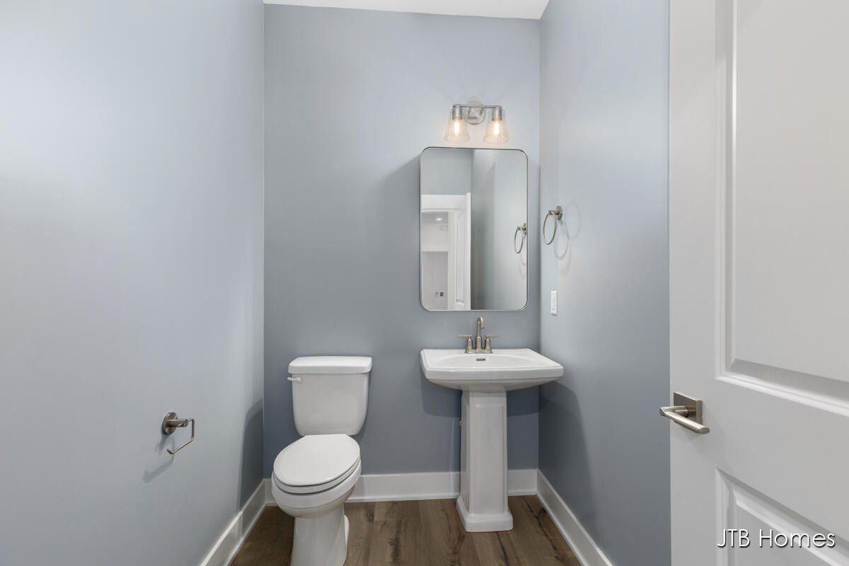 6602 Timber Crest Drive Ne. Rockford, MI 49341