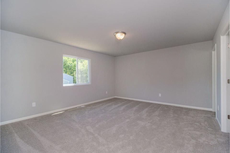 5511 Mammoth Drive Se. Caledonia, MI 49316