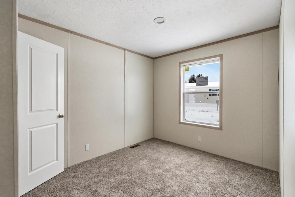 2686 Pear Lot 152. Alanson, MI 49706