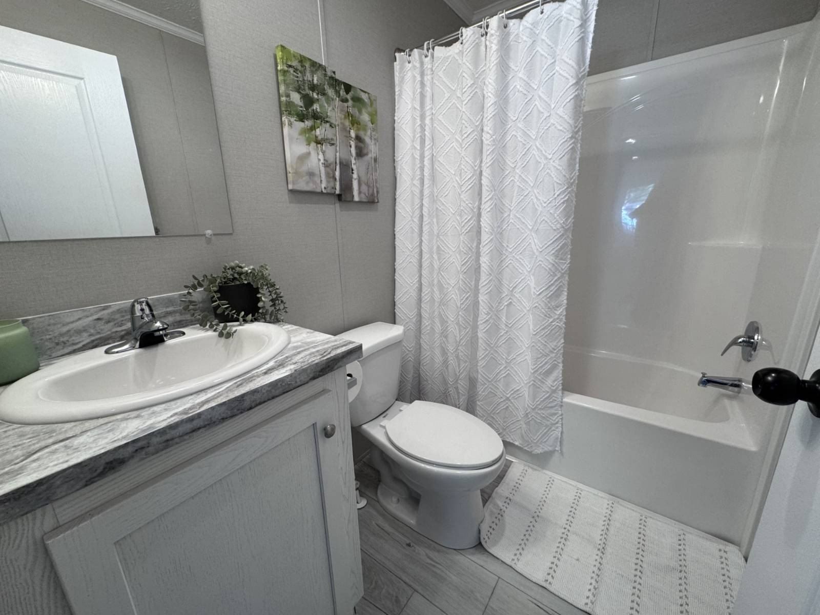 1248 Upper Lucy. Jackson, MI 49203