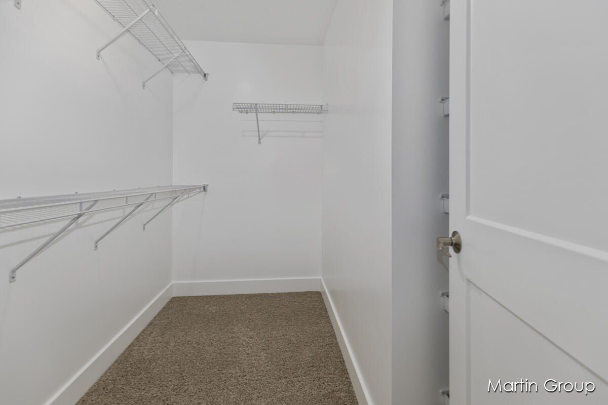 2239 Watertown Way Ne. Grand Rapids, MI 49505