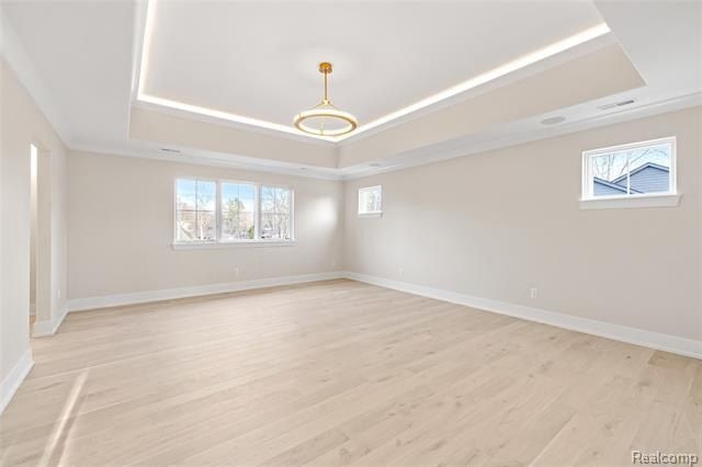 Heathfield Road. Bloomfield Hills, MI 48301