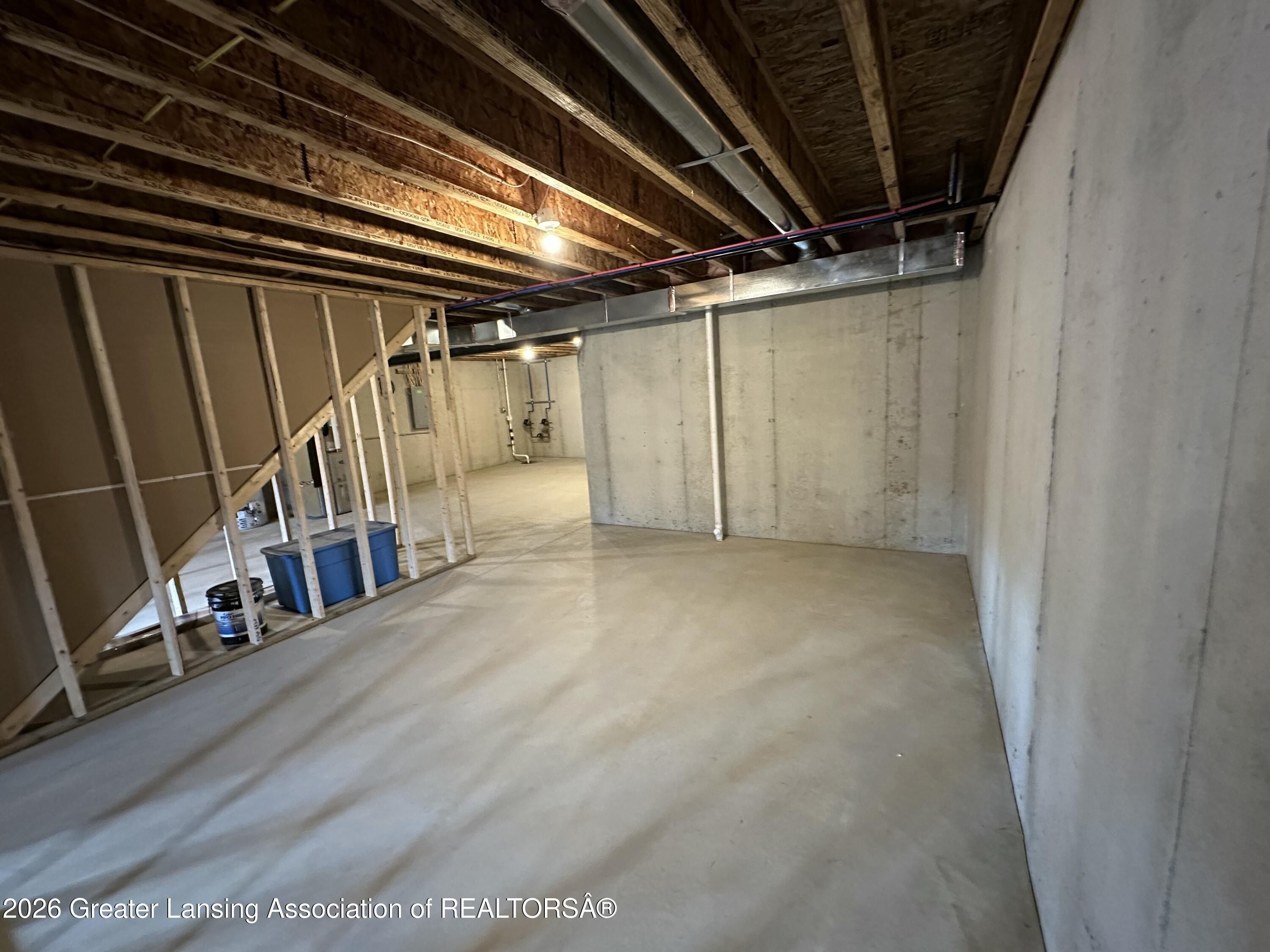 1398 Superior Drive Unit 27. Saint Johns, MI 48879