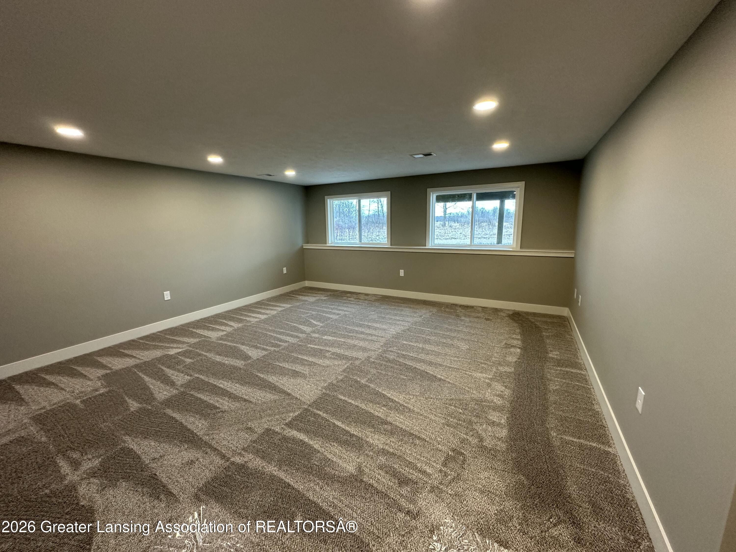 1465 Superior Drive Unit 17. Saint Johns, MI 48879