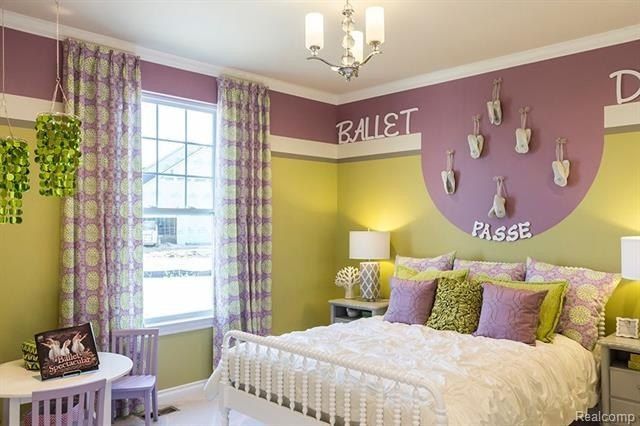 51550 Burgeon Drive. Macomb, MI 48042