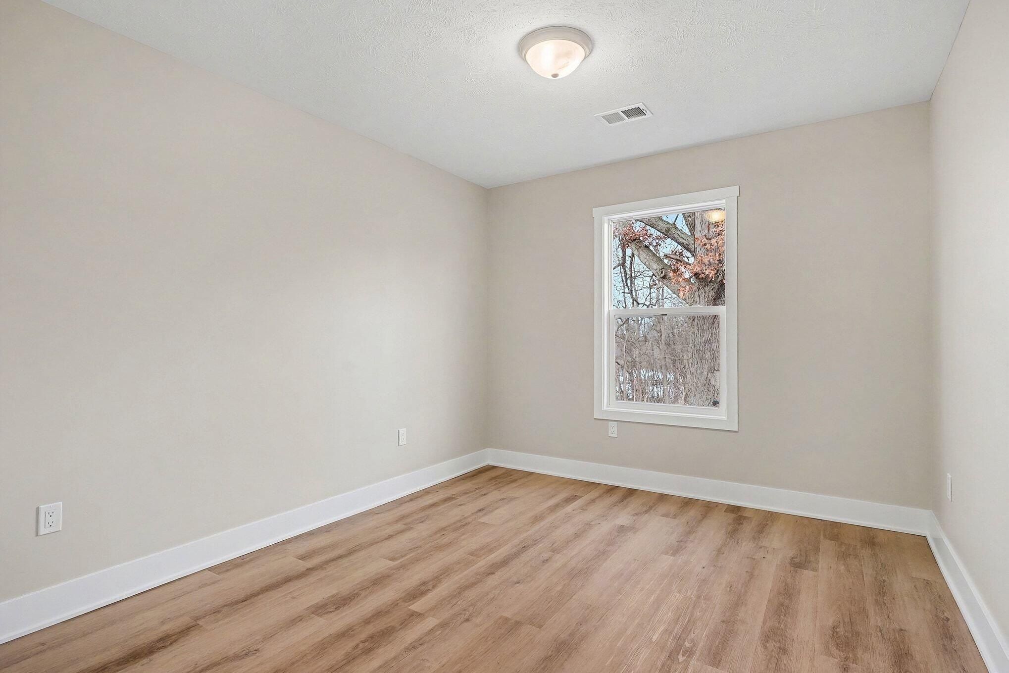 283 E Walton Avenue. Muskegon, MI 49442