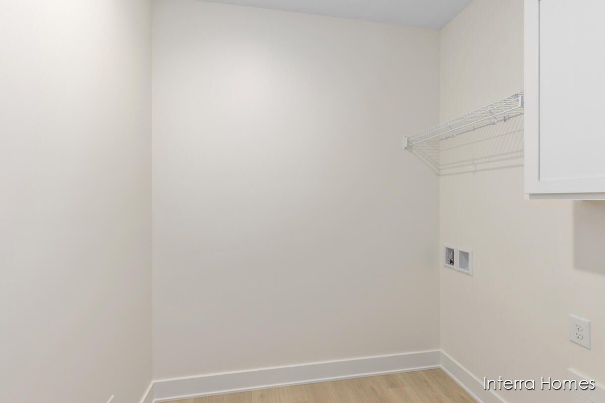 2831 W Cobblestone Court Se Unit 14. Kentwood, MI 49512