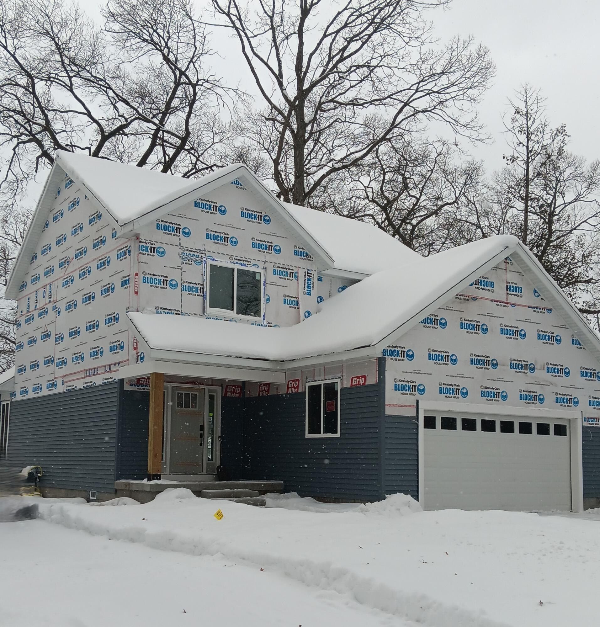 1671 Montague Avenue. Muskegon, MI 49441