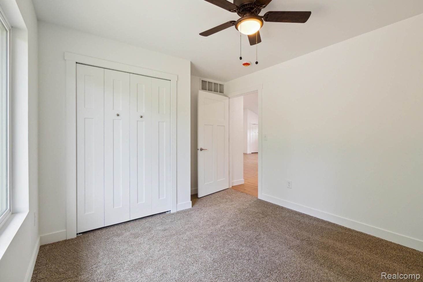 14344 Louisa Drive. Belleville, MI 48111