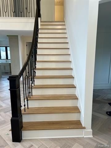 01 Bur Oak Lane. Oakland, MI 48363