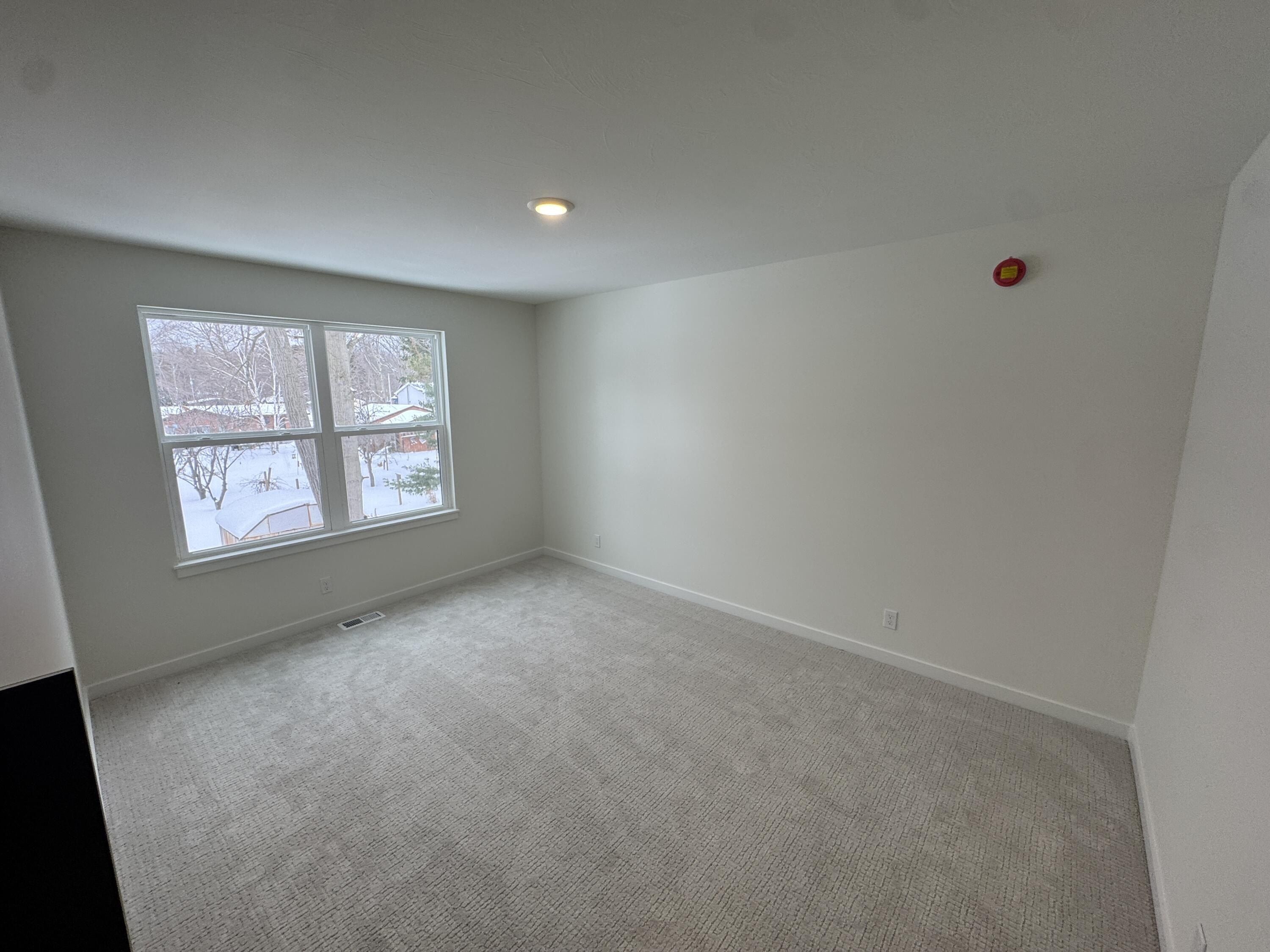 1980 S Shorewood Lane Unit 19. Holland, MI 49423