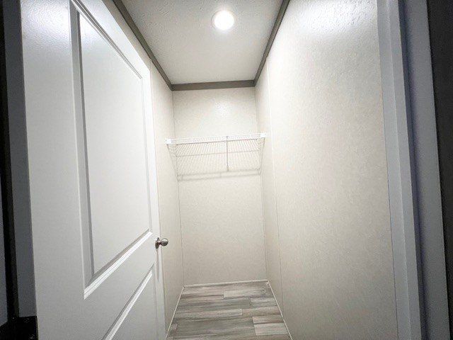 25442 Nuway Avenue. Warren, MI 48091