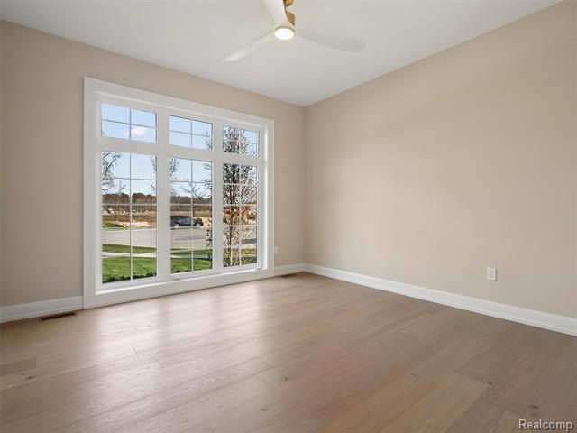 13924 Arthur Court. Washington, MI 48094