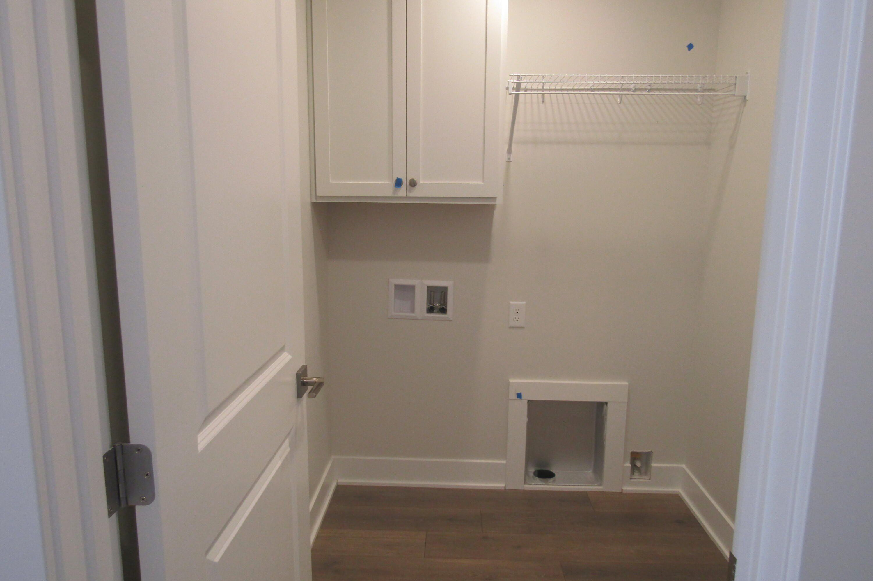 Hawley Drive Unit. Grand Haven, MI 49417