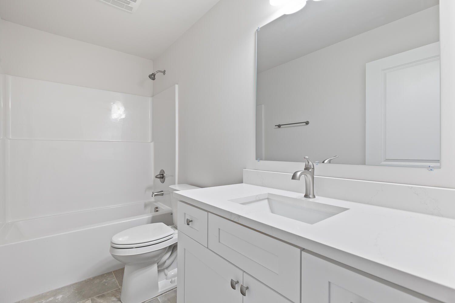 2515 Clinton Way. Jackson, MI 49201