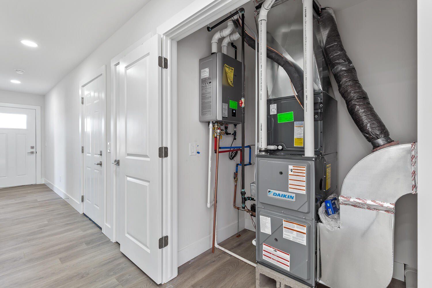 2510 Clinton Way. Jackson, MI 49201