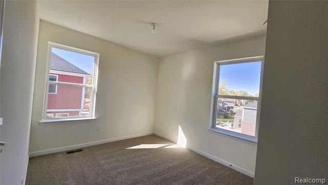 4876 Parkside Lane. Troy, MI 48085