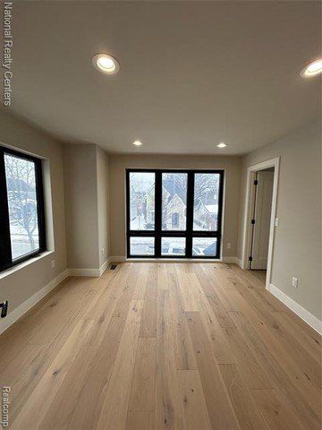 1292 Holland Street. Birmingham, MI 48009