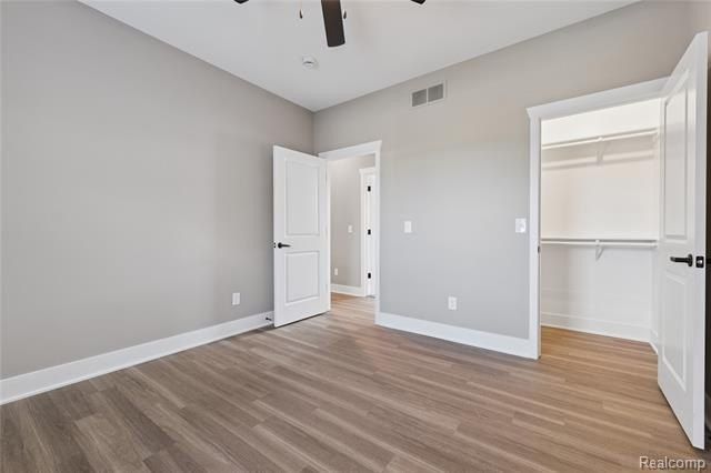 2315 Gilder Drive. Howell, MI 48843