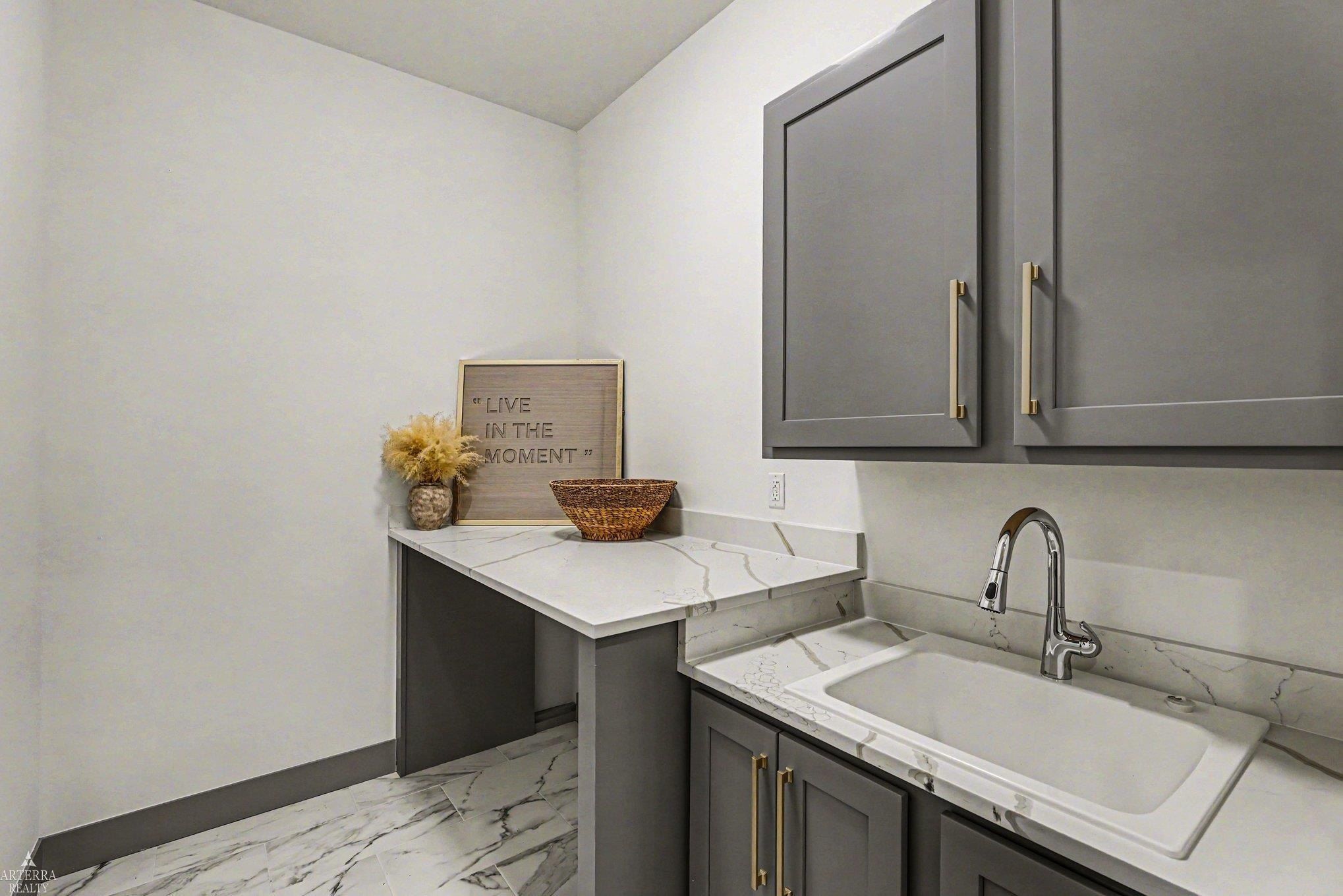 13970 Quail View. Washington Twp, MI 48094