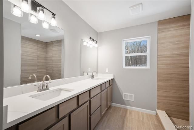 16085 Catalpa Ridge Drive. Holly, MI 48442