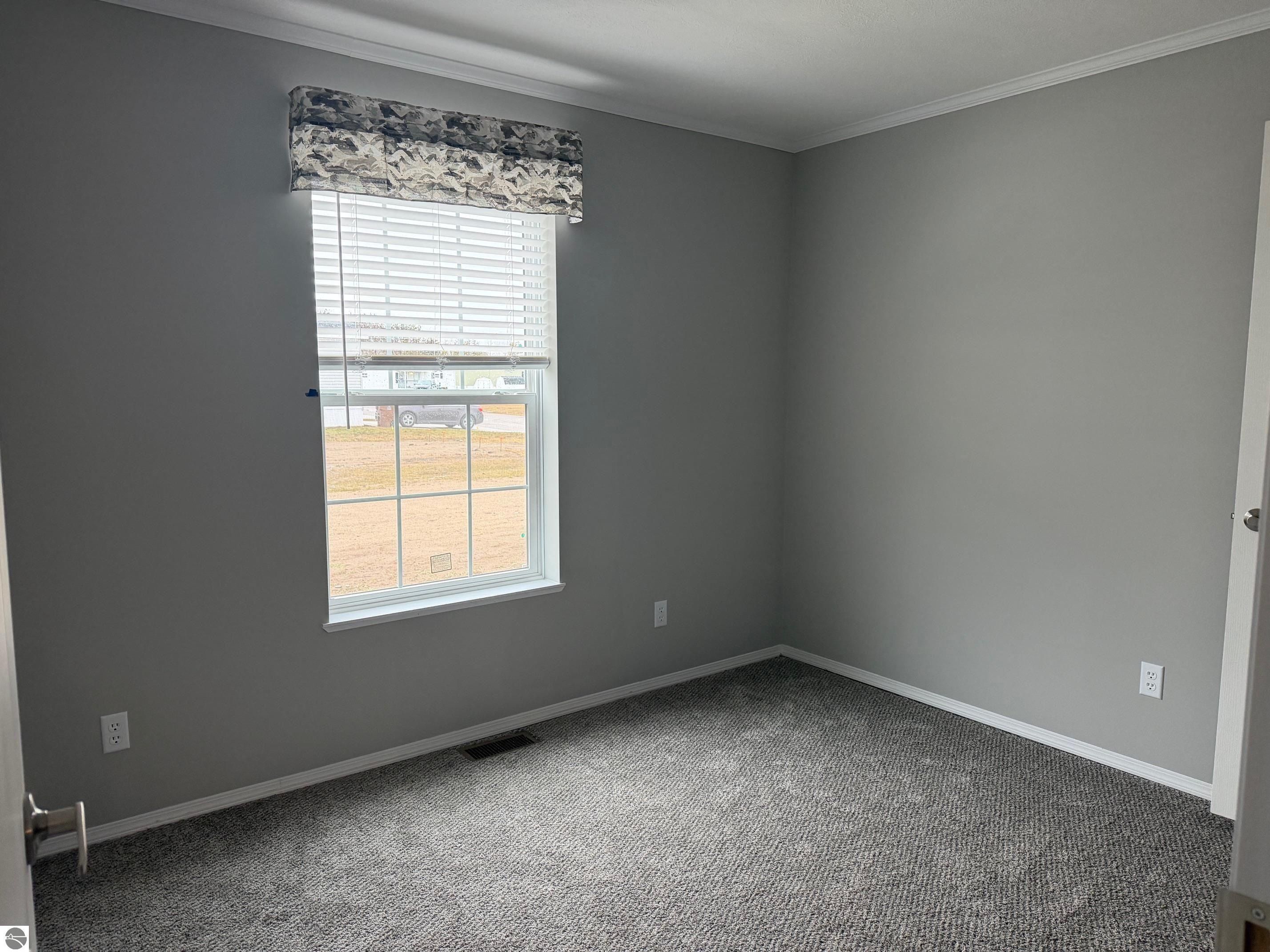 1211 Wellington Drive. Mt Pleasant, MI 48858