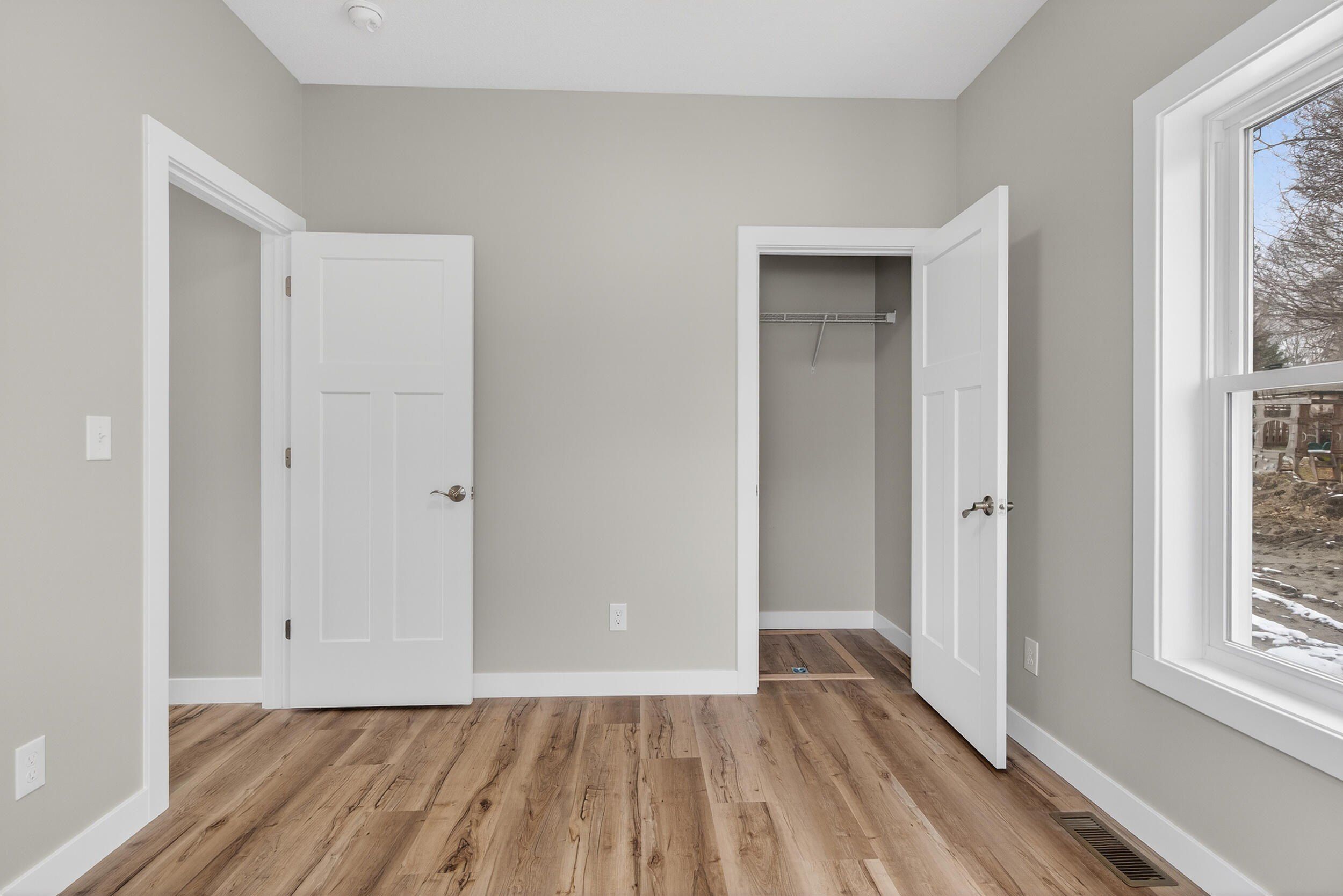 8 Hunting Trail Avenue. Quincy, MI 49082