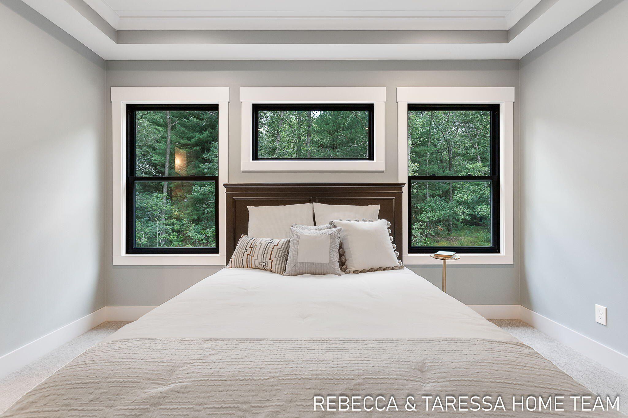 404 Sabine Drive Unit 9. Muskegon, MI 49442