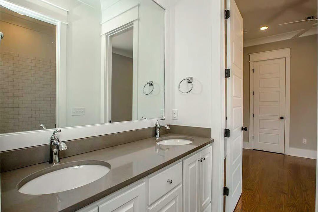 20957 N Dixboro Road. South Lyon, MI 48178