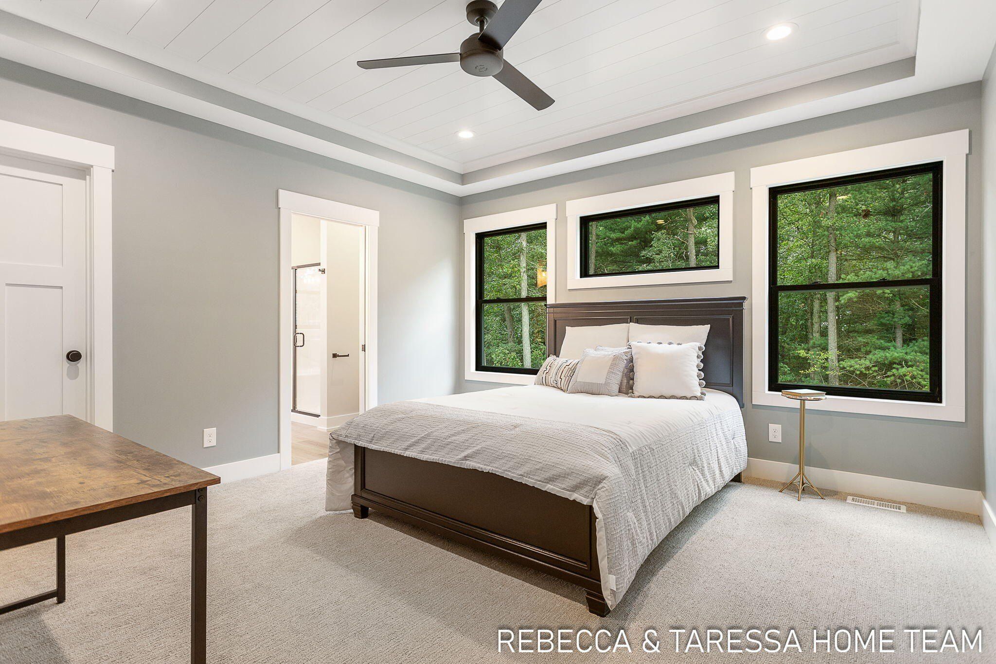 404 Sabine Drive Unit 9. Muskegon, MI 49442