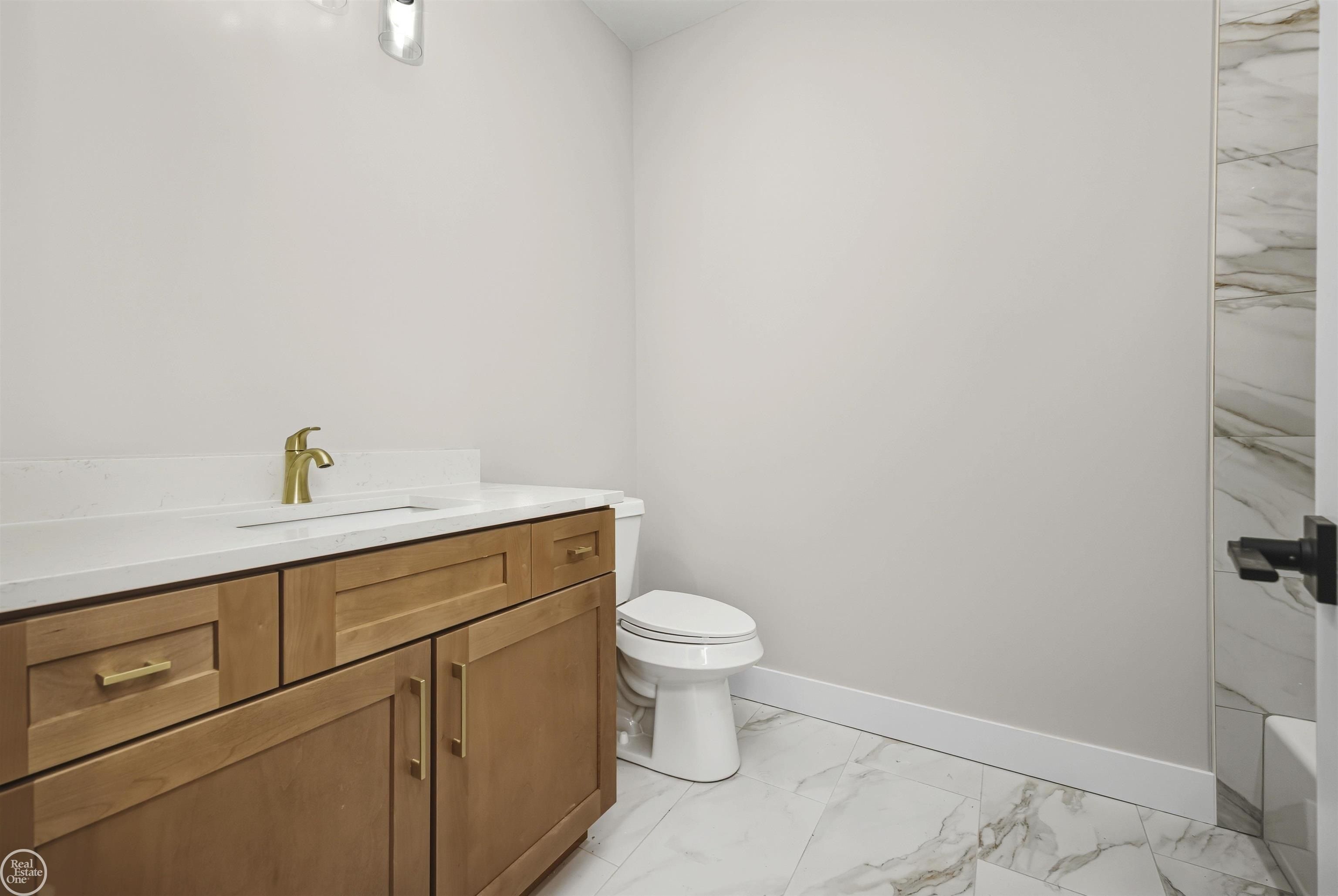 6519 Jamie. Grand Blanc, MI 48439