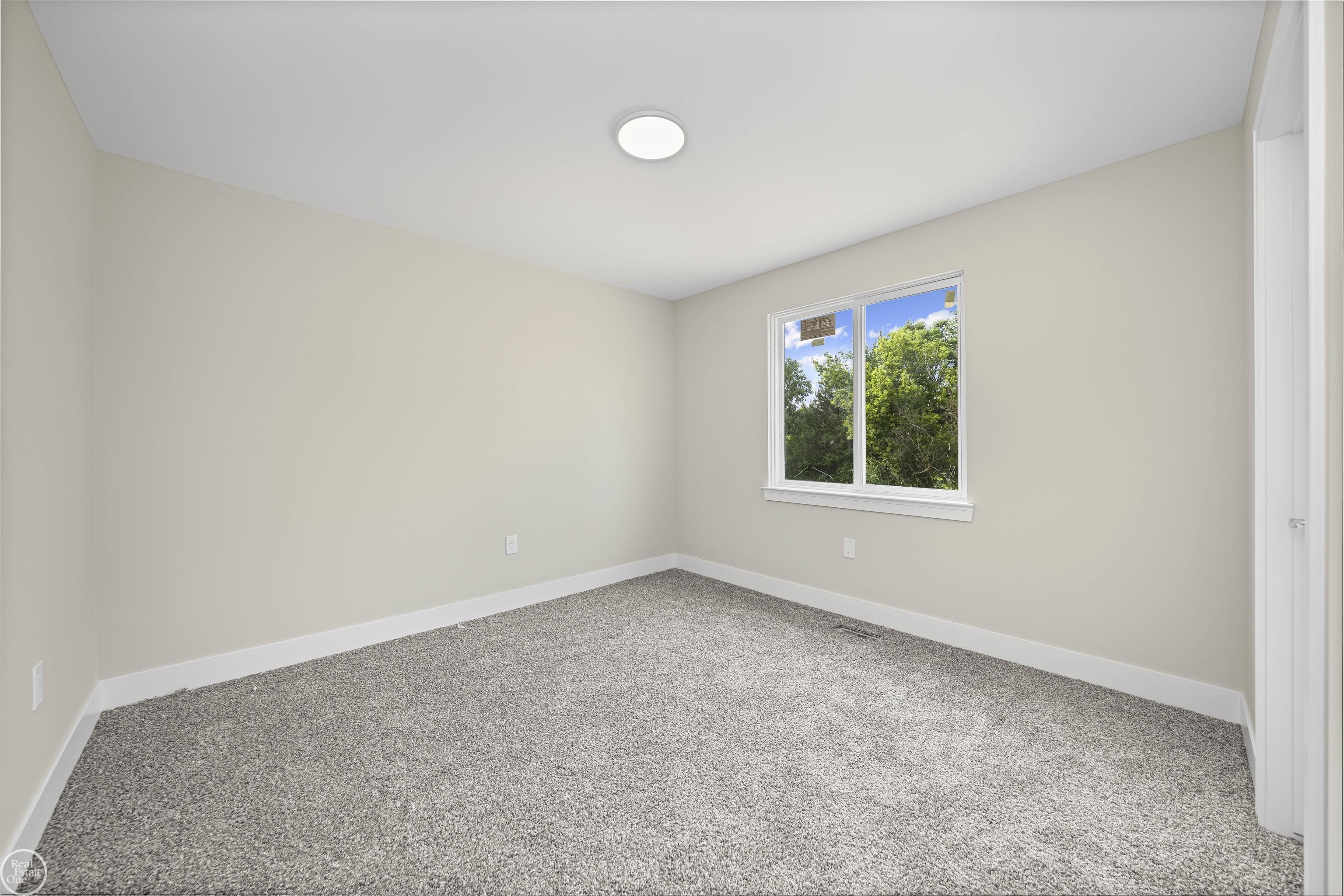 6509 Jamie. Grand Blanc, MI 48439